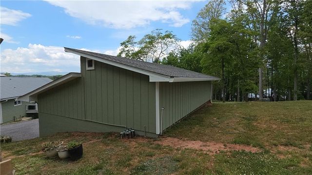 2684 Hidden Valley Road, Hiawassee, GA 30546