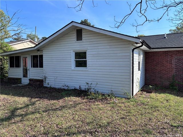 6018 Elstree Place, Fayetteville, NC 28314