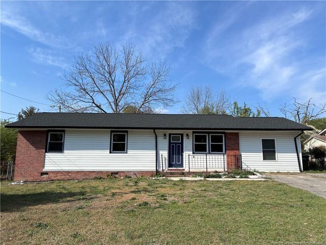 6018 Elstree Place, Fayetteville, NC 28314