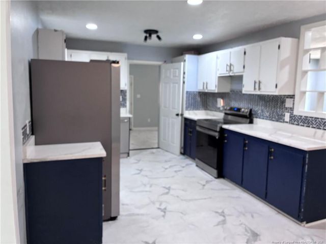 6018 Elstree Place, Fayetteville, NC 28314