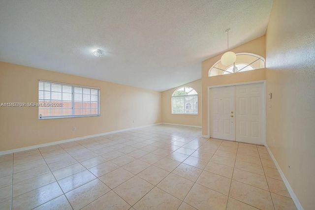 15339 SW 32nd Ter 0, Miami, FL 33185