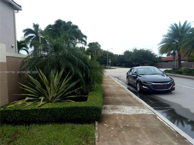 15339 SW 32nd Ter 0, Miami, FL 33185