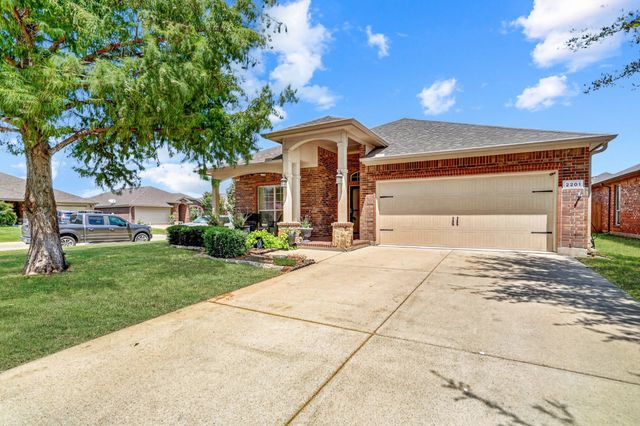 2201 Kaitlyn Drive, Weatherford, TX 76087