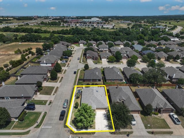 2201 Kaitlyn Drive, Weatherford, TX 76087