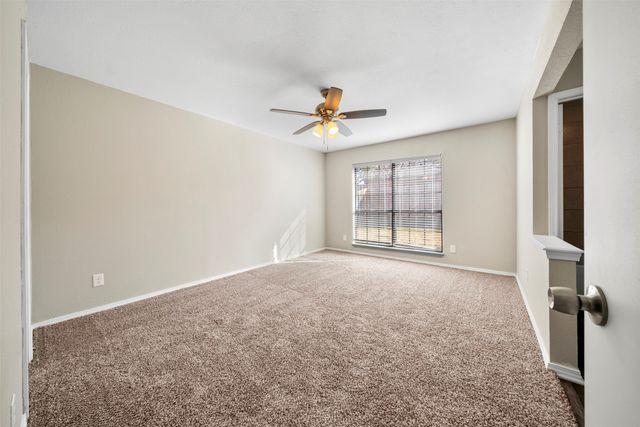 4221 Iola Avenue, The Colony, TX 75056