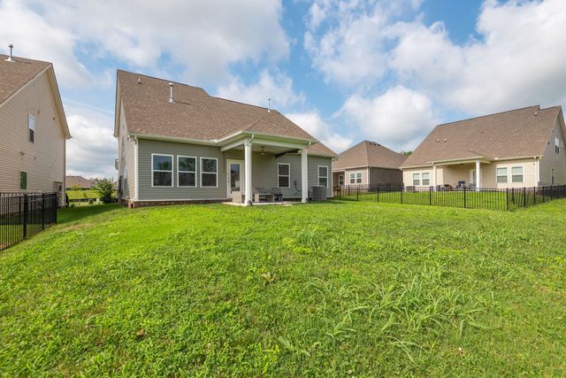 416 Mattieton Ln, Gallatin, TN 37066