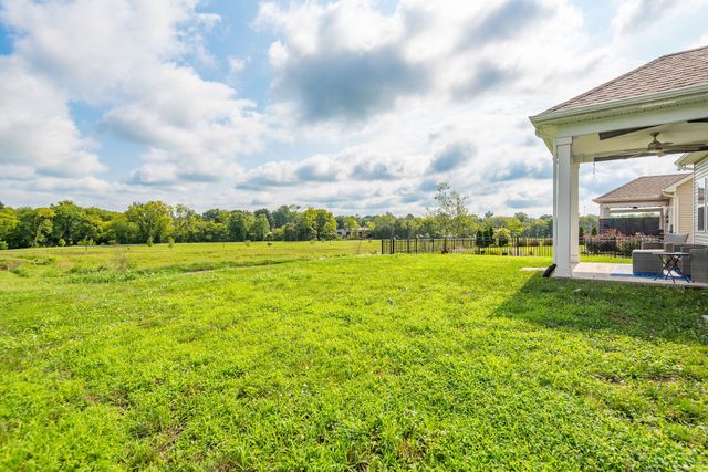 416 Mattieton Ln, Gallatin, TN 37066