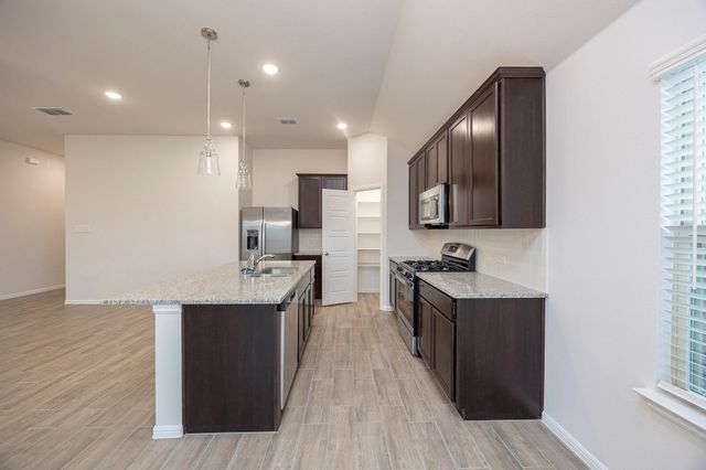 105 CORCOVADO Avenue, Royse City, TX 75189