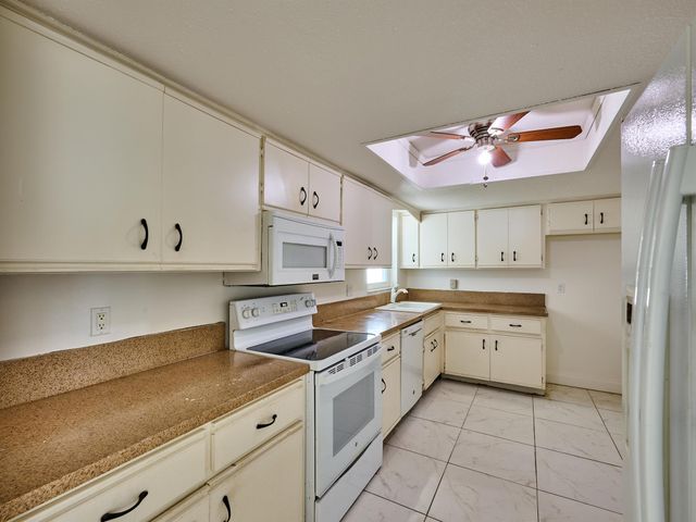 110 NW 31st Court, Pompano Beach, FL 33064