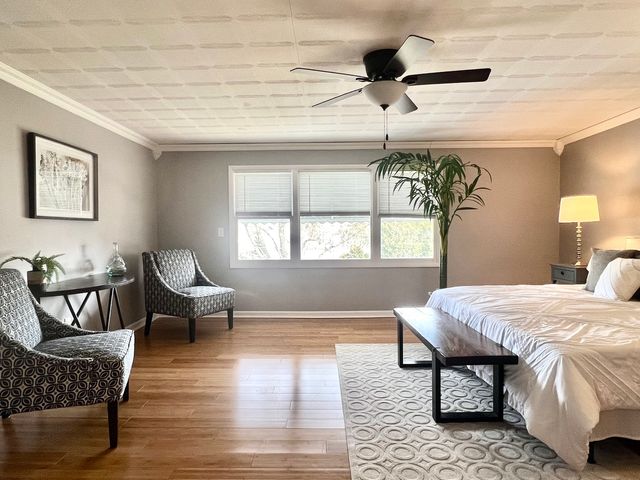 7113 Clarendon Hills Road, Darien, IL 60561