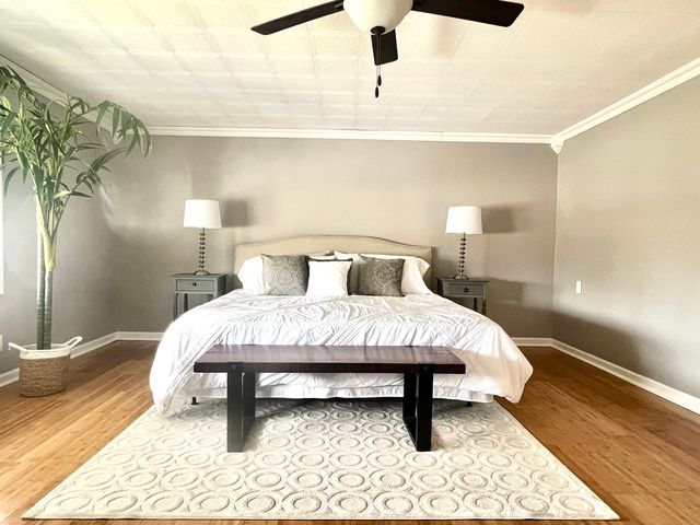 7113 Clarendon Hills Road, Darien, IL 60561