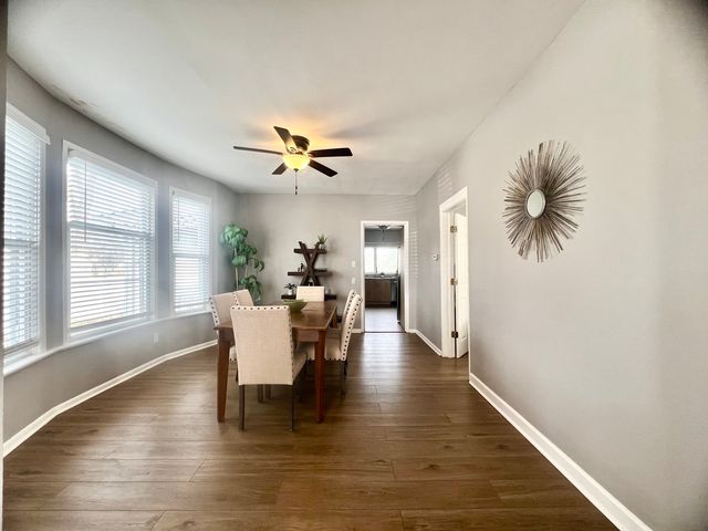 7113 Clarendon Hills Road, Darien, IL 60561