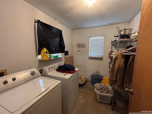 147 Wainwright, San Antonio, TX 78211