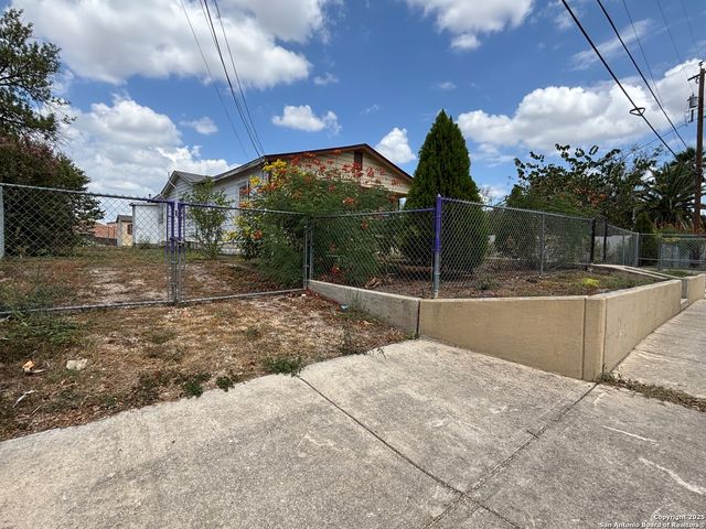 147 Wainwright, San Antonio, TX 78211