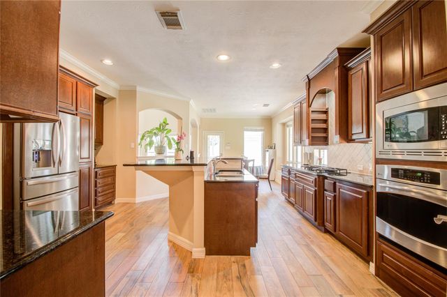 5707 Hawthorne Garden Way, Katy, TX 77494