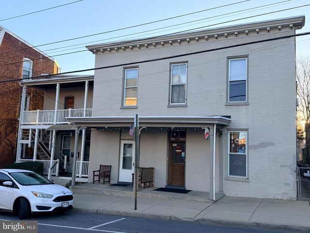 16 S MULBERRY ST, Hagerstown, MD 21740