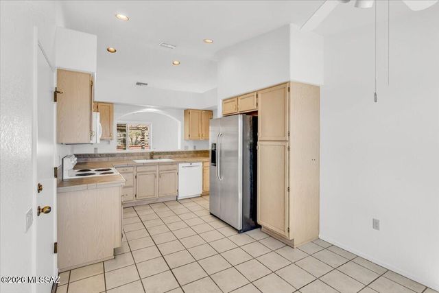 4102 S Via De Febrero, Green Valley, AZ 85622