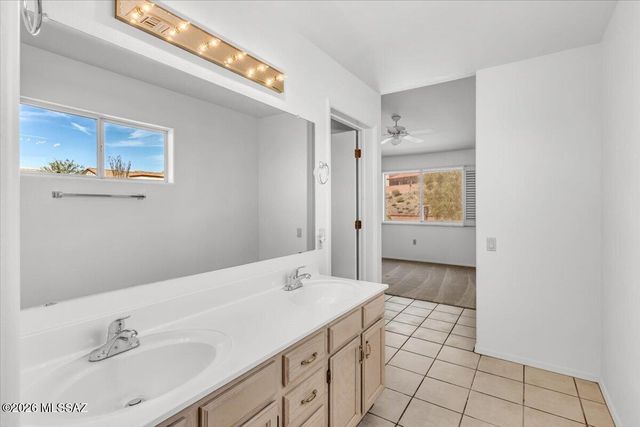 4102 S Via De Febrero, Green Valley, AZ 85622