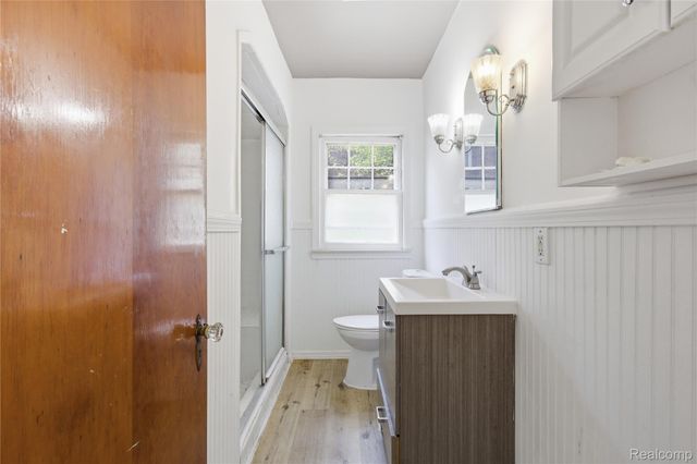 8238 Fisher Avenue, Warren, MI 48089
