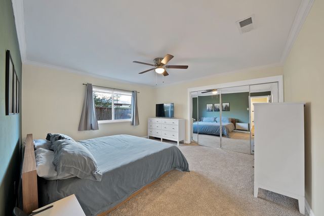 8525 Grumman Drive, Dallas, TX 75228