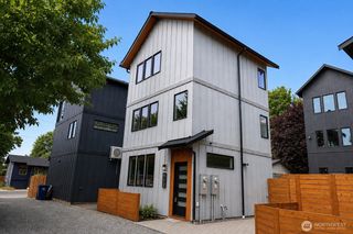 512 N 92nd Street, Seattle, WA 98103