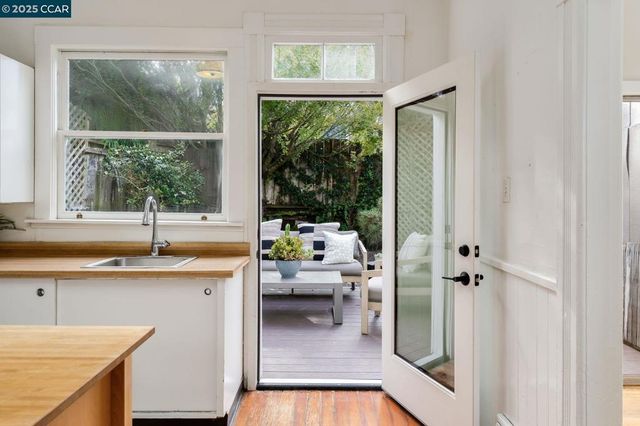 116 Eugenia Ave, San Francisco, CA 94110