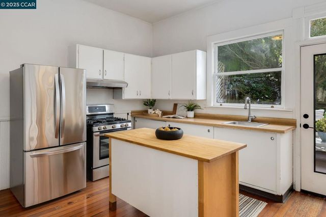 116 Eugenia Ave, San Francisco, CA 94110