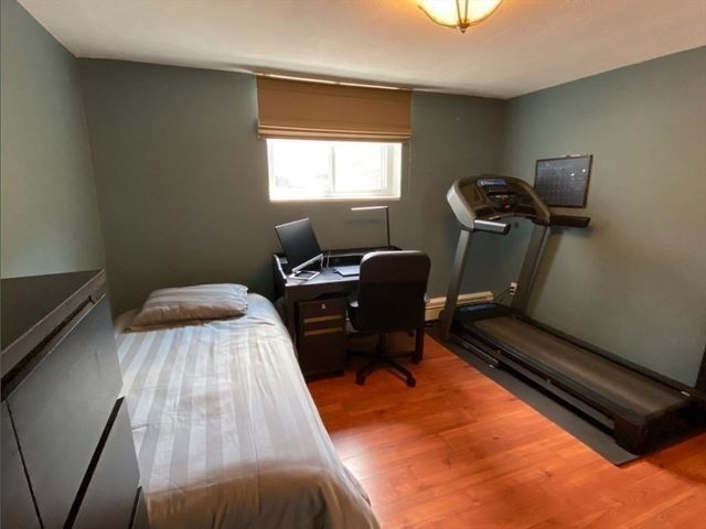 25 Westgate Rd 2, Boston, MA 02467