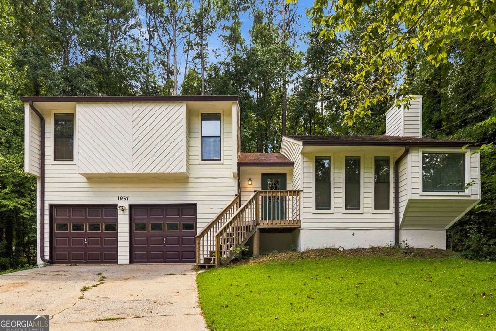1967 Kelvin Drive, Lawrenceville, GA 30043 — exterior