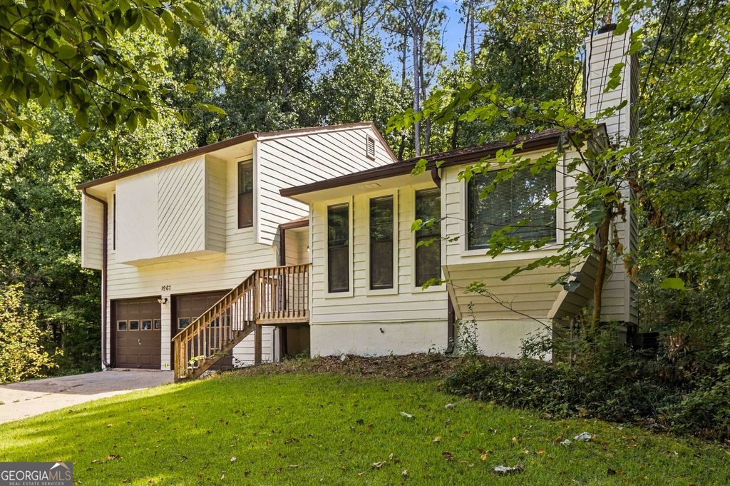 1967 Kelvin Drive, Lawrenceville, GA 30043 — photo 2