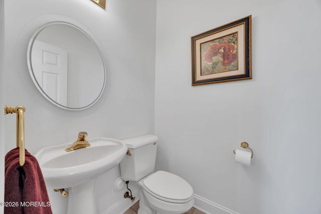 2 Golden Eye Lane, Port Monmouth, NJ 07758