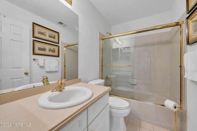 2 Golden Eye Lane, Port Monmouth, NJ 07758