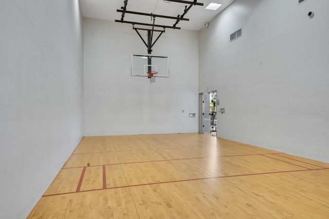 1112 Villa Circle, Boynton Beach, FL 33435