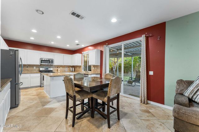 4103 W Ave J 3, Lancaster, CA 93536