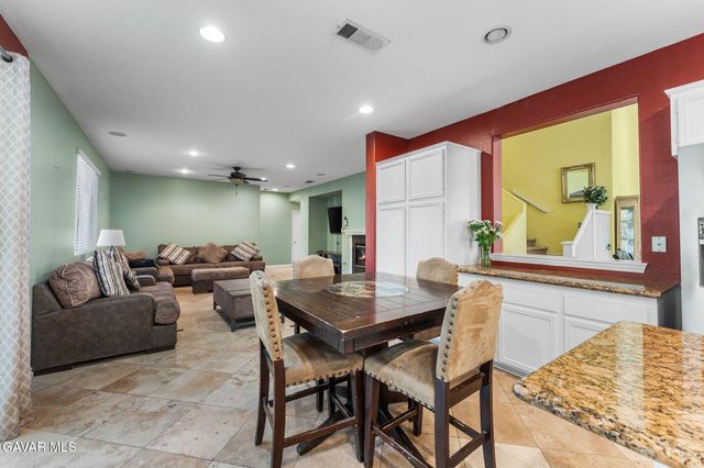 4103 W Ave J 3, Lancaster, CA 93536