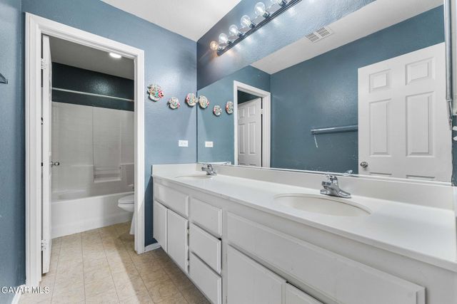 4103 W Ave J 3, Lancaster, CA 93536