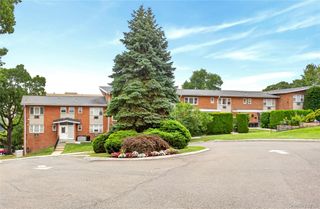 671 Pelham Road D9, New Rochelle, NY 10805