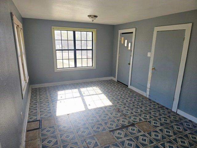 630 E B Avenue, Kingsville, TX 78363