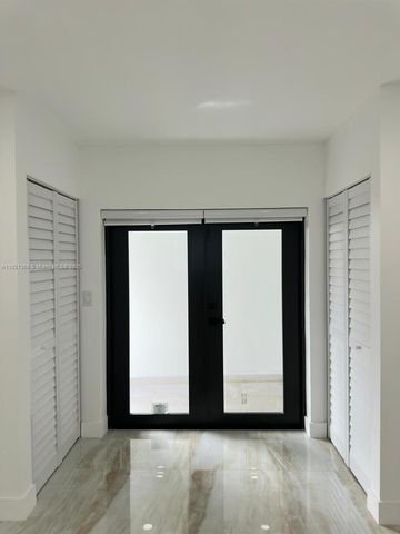 19823 SW 119th Ct, Miami, FL 33177