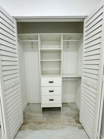 19823 SW 119th Ct, Miami, FL 33177