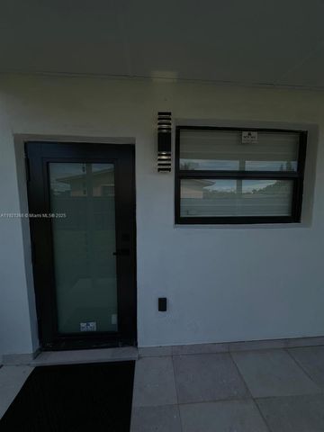 19823 SW 119th Ct, Miami, FL 33177