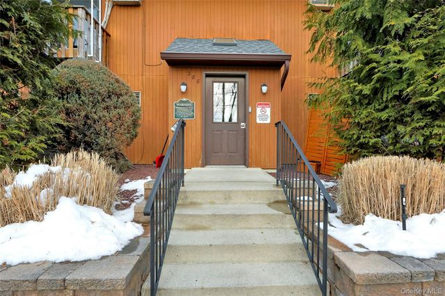 286 High Avenue 2I, Nyack, NY 10960