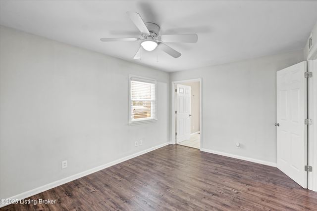 3512 Barclay Dr, Louisville, KY 40299