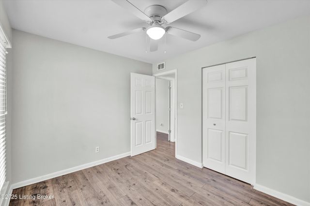 3512 Barclay Dr, Louisville, KY 40299