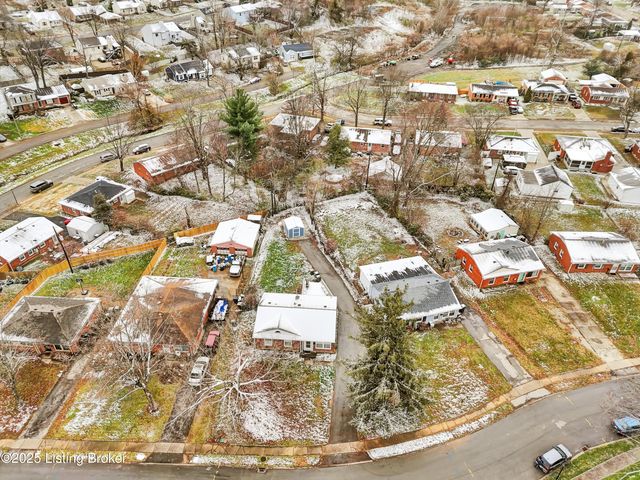 3512 Barclay Dr, Louisville, KY 40299