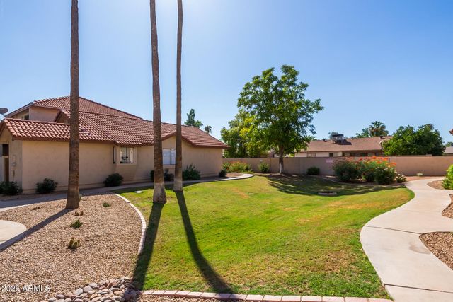 286 W PALOMINO Drive 17, Chandler, AZ 85225