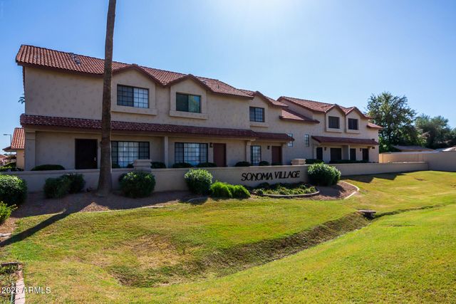286 W PALOMINO Drive 17, Chandler, AZ 85225