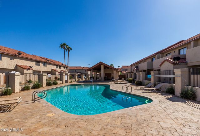 286 W PALOMINO Drive 17, Chandler, AZ 85225