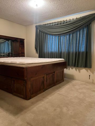 2284 Jubilant Avenue, Medford, OR 97504