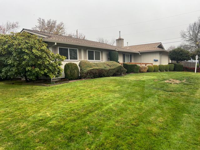 2284 Jubilant Avenue, Medford, OR 97504